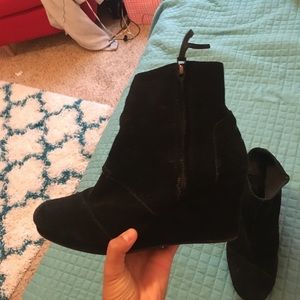 Black Low Rise Boots